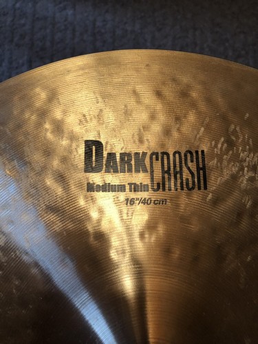 Zildjian 16” K Dark Medium Thin Crash