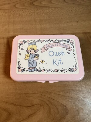 Precious Moments 1995 ouch kit Angel of Mercy Pink Plastic Box W/ Bandages