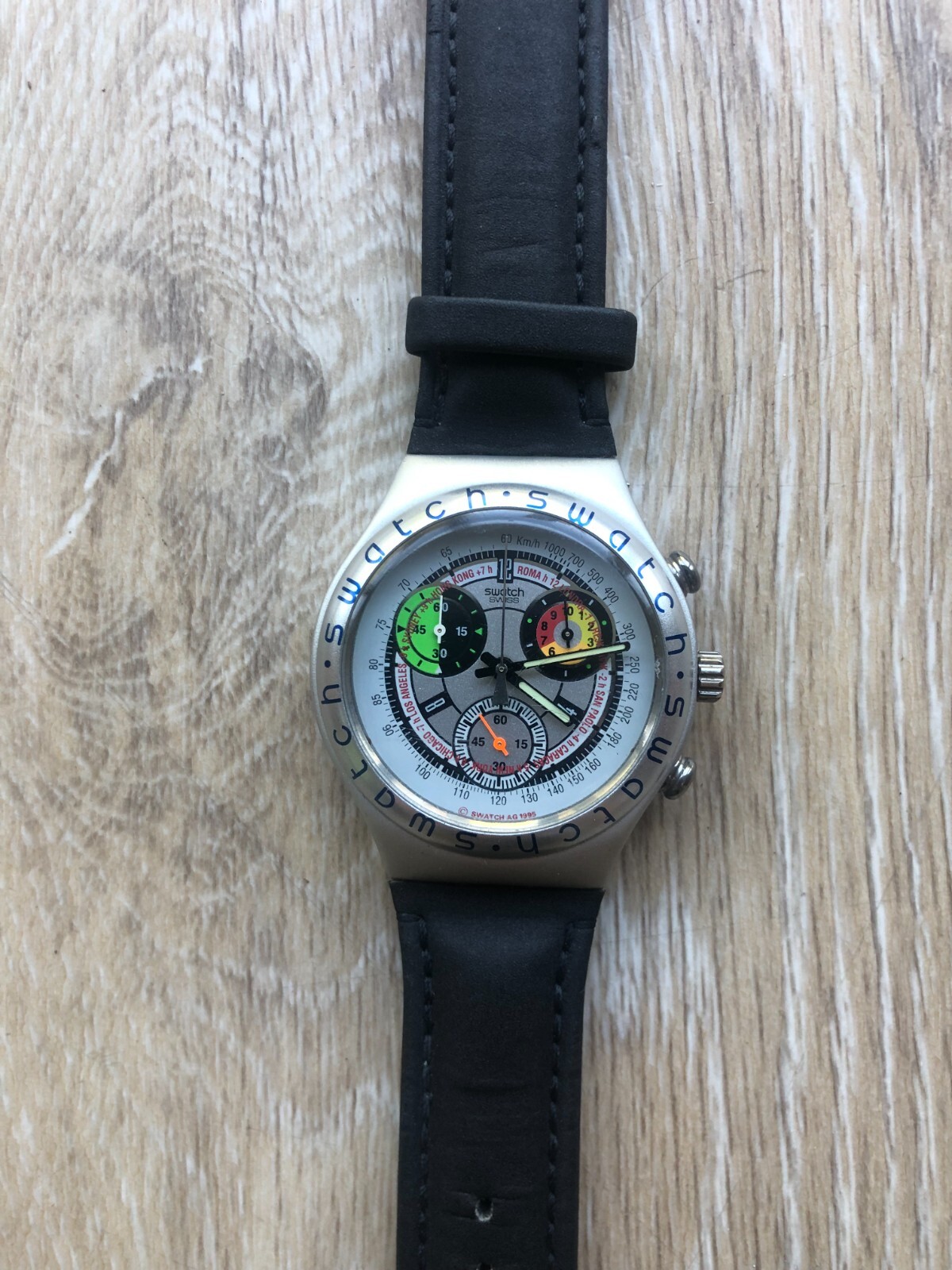 スウォッチＩＲＯＮＹ Chrono YVS495 - IRONY AT NIGHT - Swatch® United States