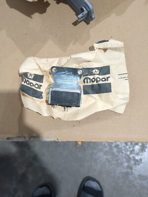 1974 1975 DART SWINGER VALIANT DUSTER 74 75 A-Body MoPar NOS Fuel Pacer Relay 1k