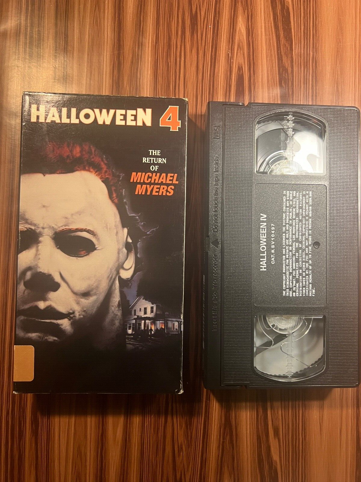 VHS [ザ・フーリガン] 91Rqg3VyiEL._UF350,350_QL50_.jpg