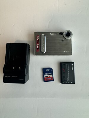CASIO EXILIM EX-S3 Digital Wearable Camera + Battery + SD Card + Charger Tested