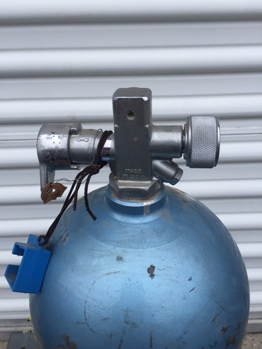 DACOR SCUBA DIVER TANK WITH VALVE AS PICTURED