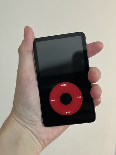 iPod Classi 5.5世代　30GB Amazon.com: Original iPod Compatible with Classic Video 5th