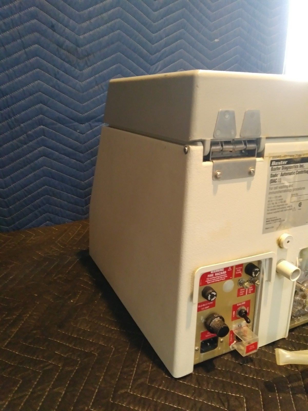 Baxter Dade DAC II Centrifuge   (C2-2)