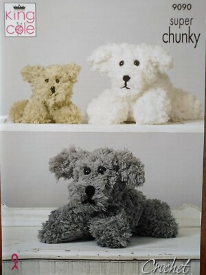 TUFTY DOG FAMILY in 2 sizes (20.5 and 28cm) - KING COLE Crochet Pattern 9090