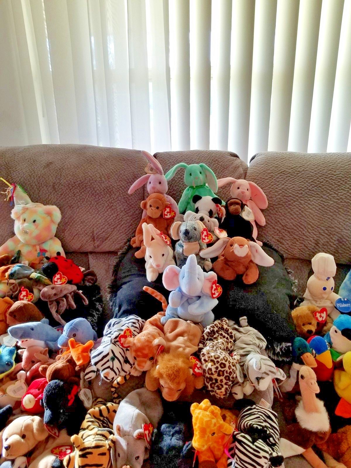 TY BEANIE BABIES , 100% TAGGED, PRISTINE CONDITION, A LOT RETIRED