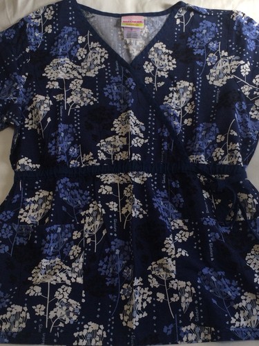 Lot Of 6 Scrub Tops -Scrub Coats 1 Pair Scrub Pants Sz. M Patterns Pink Black