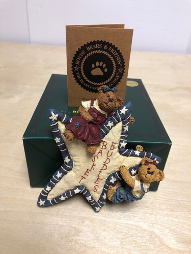 Boyds Bears - Basket Buddies with Tag Retired Longaberger Exclusive Figurine