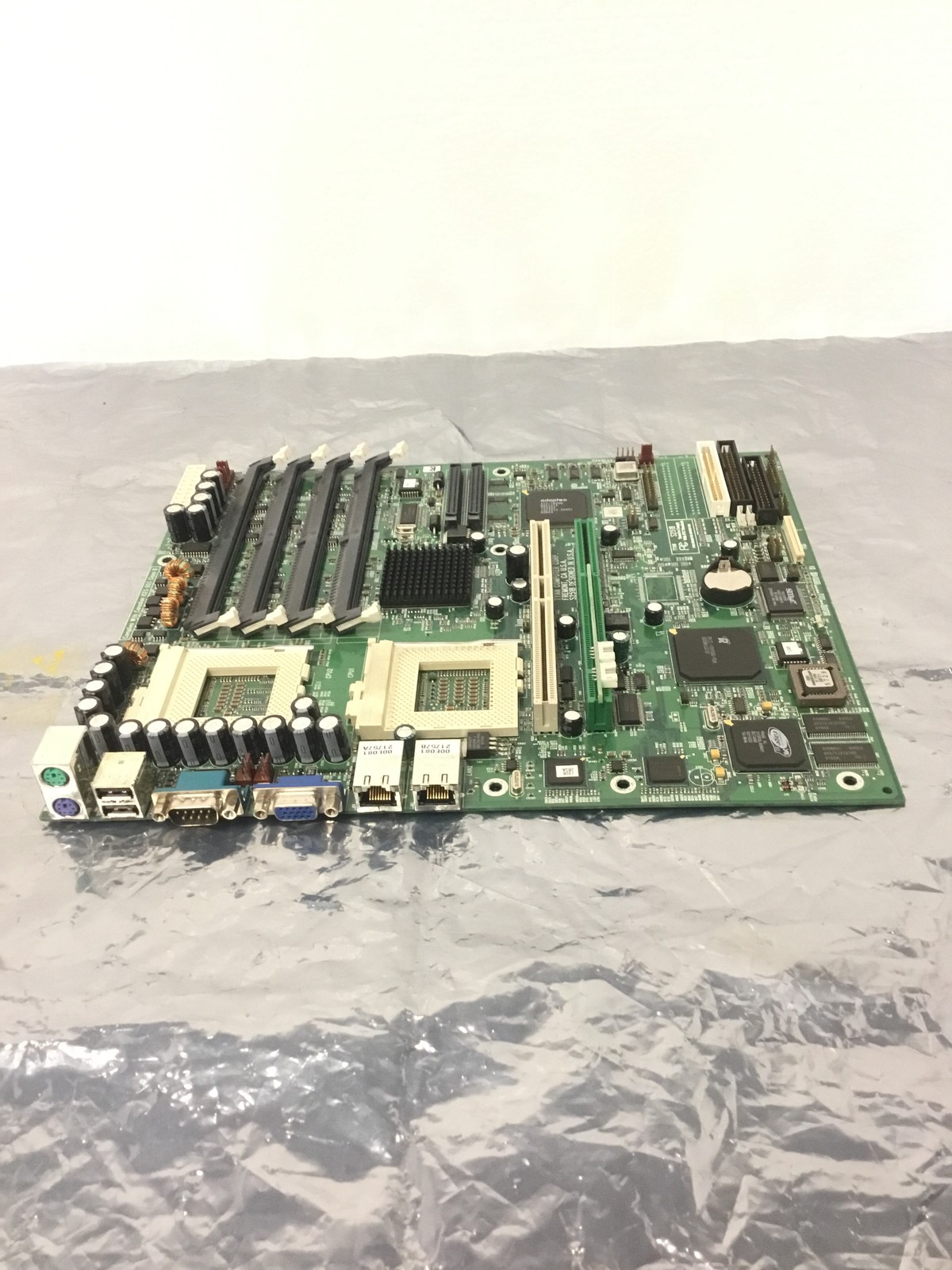 TYAN Thunder LE-T S2518 Dual Socket 370 Motherboard No Mem CPU & Heatsinks
