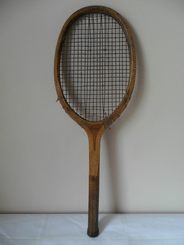 Raquette de tennis vintage en bois MIKADO 2 - Collection