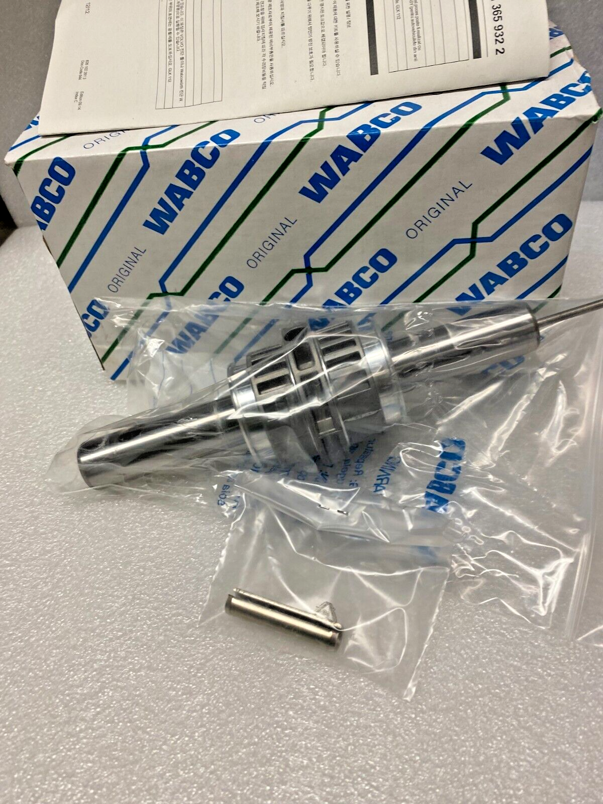 s - e - v - e - nです Volvo Truck 21786063 Gear Shift Selector Genuine Wabco MADE