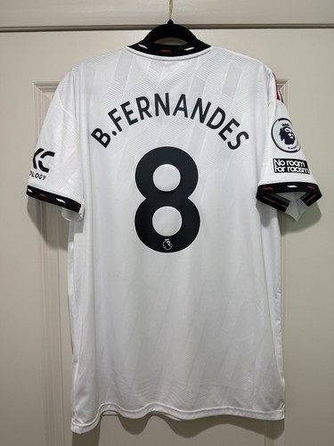 マンチェスターUホームジャージ 8番 Bruno Fernandes M サイズ マンチェスターUホームジャージ 8番 Bruno Fernandes M サイズ