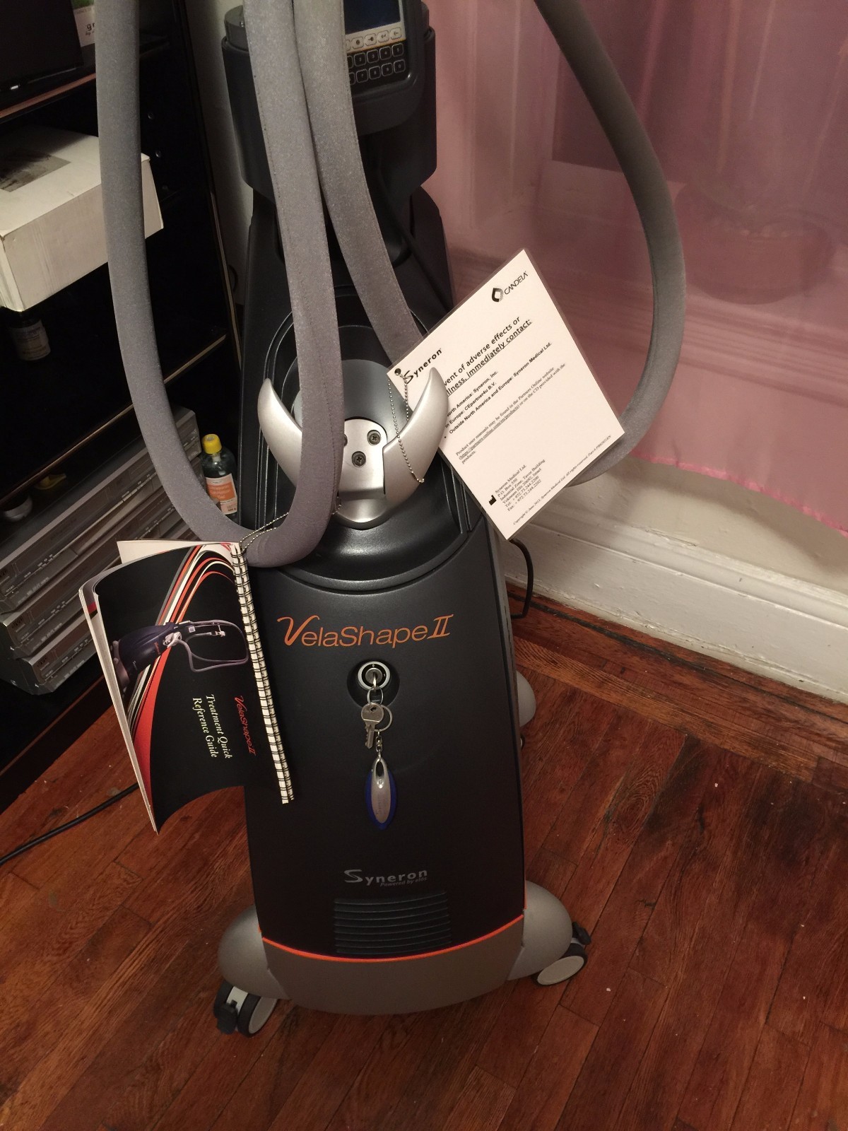 Syneron Velashape II Syneron large and small handpiece in excellent condition