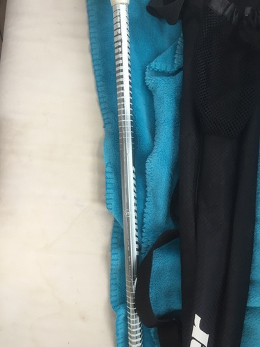 Warrior Lacrosse Stick 41” - 30” Shaft W/ DEBeer Bag And Ball