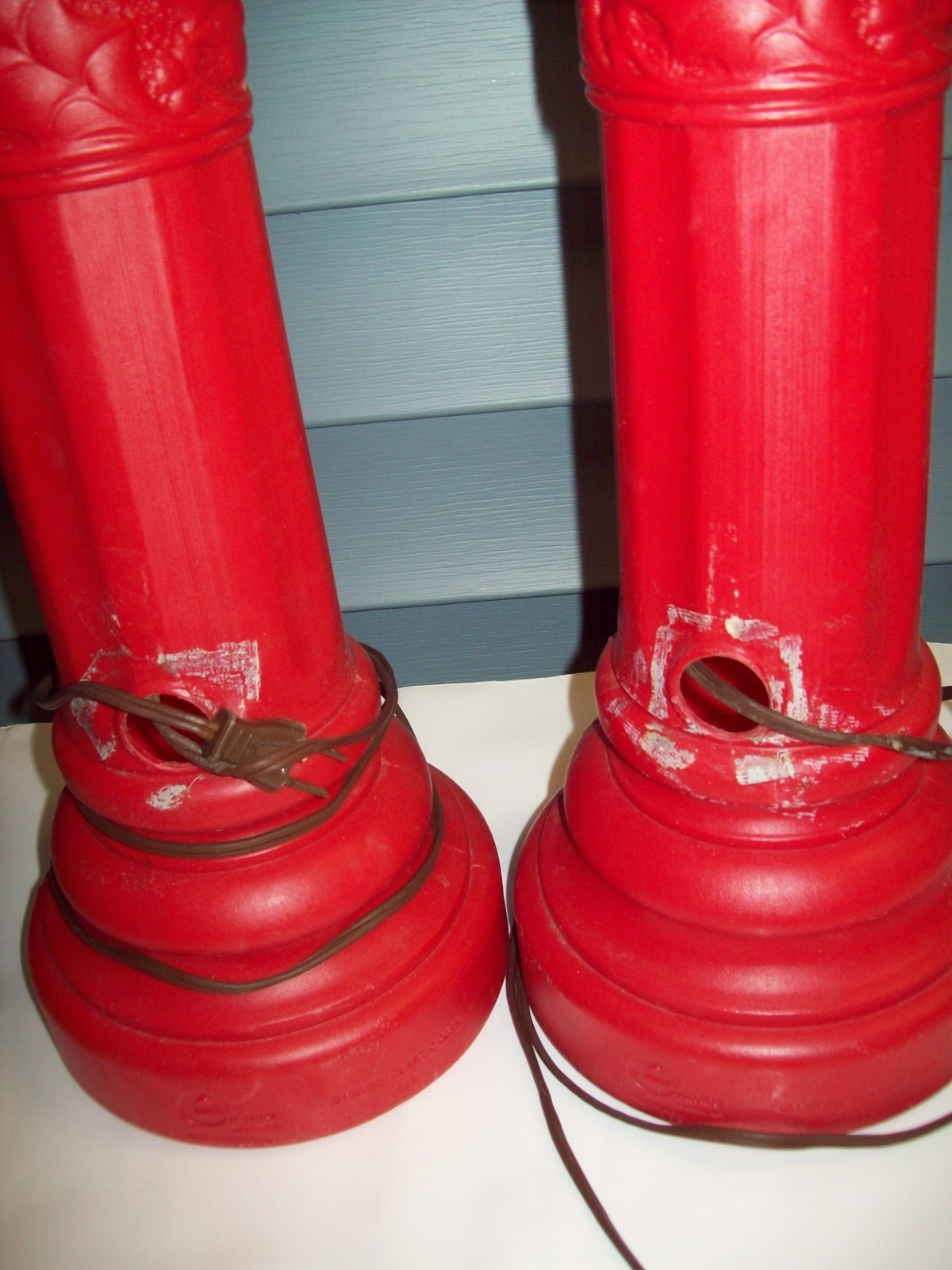 2 Vintage Christmas 1968 Empire Candle Lantern Lamps Blow Mold Yard Lights