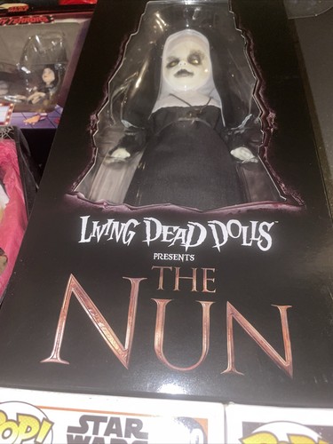 Living Dead Dolls - The Nun - The Conjuring: The Nun Figure