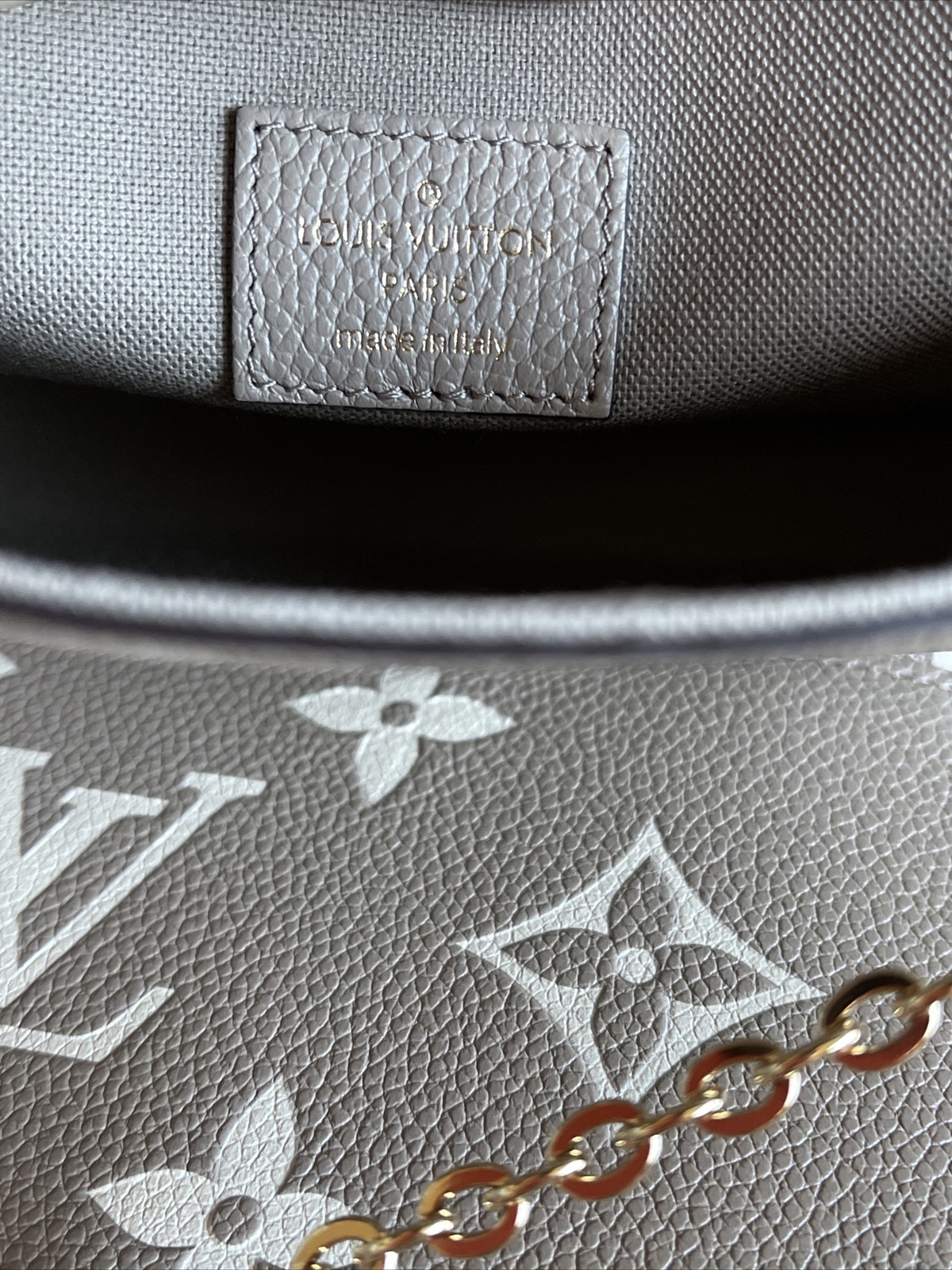 louis vuitton felicie pochette chain