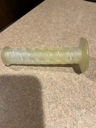 Grips - Rounds - Clear!!! New Condition Old Stock One