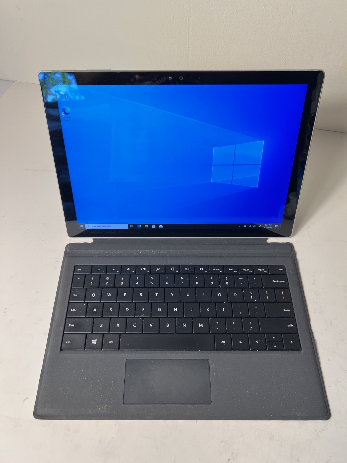 Microsoft Surface Pro 4 1724 Intel Core i5-6300U 2.40Ghz 4GB