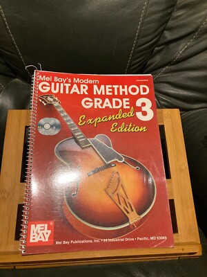 Mel Bay's Modern Guitar Method expanded édition en 4 volumes éditions Mel Bay