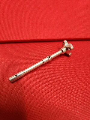 Team Magic T.M. E4 Aluminum / Alloy Main Shaft Part #503161 New No Packaging NOS