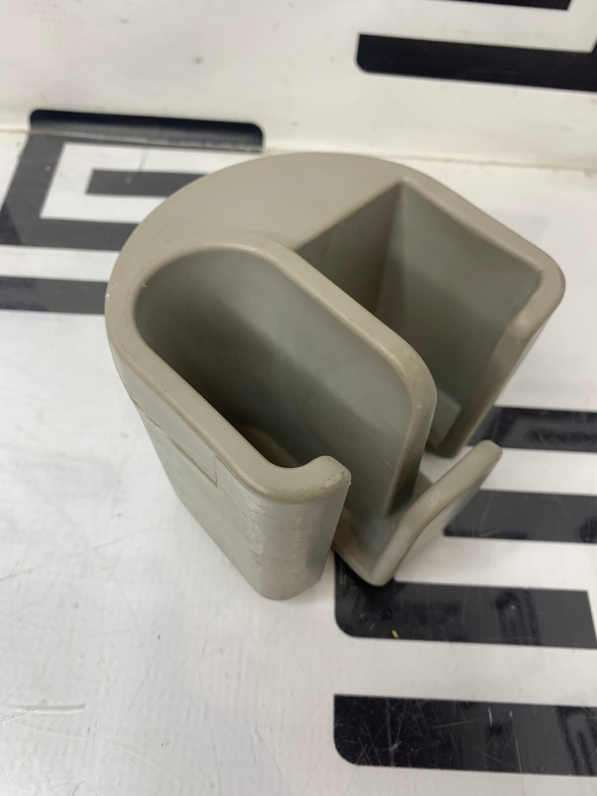 ZONARE Z.ONE CART Diagnostic Ultrasound System Probe Holder Cup Minicart