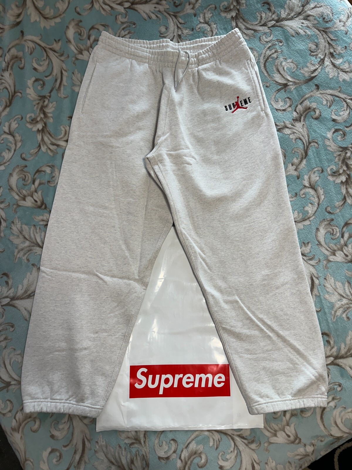 ウェア Supreme x Jordan Sweatpant \"Ash Grey\" Supreme x Jordan Sweatpant Ash Grey