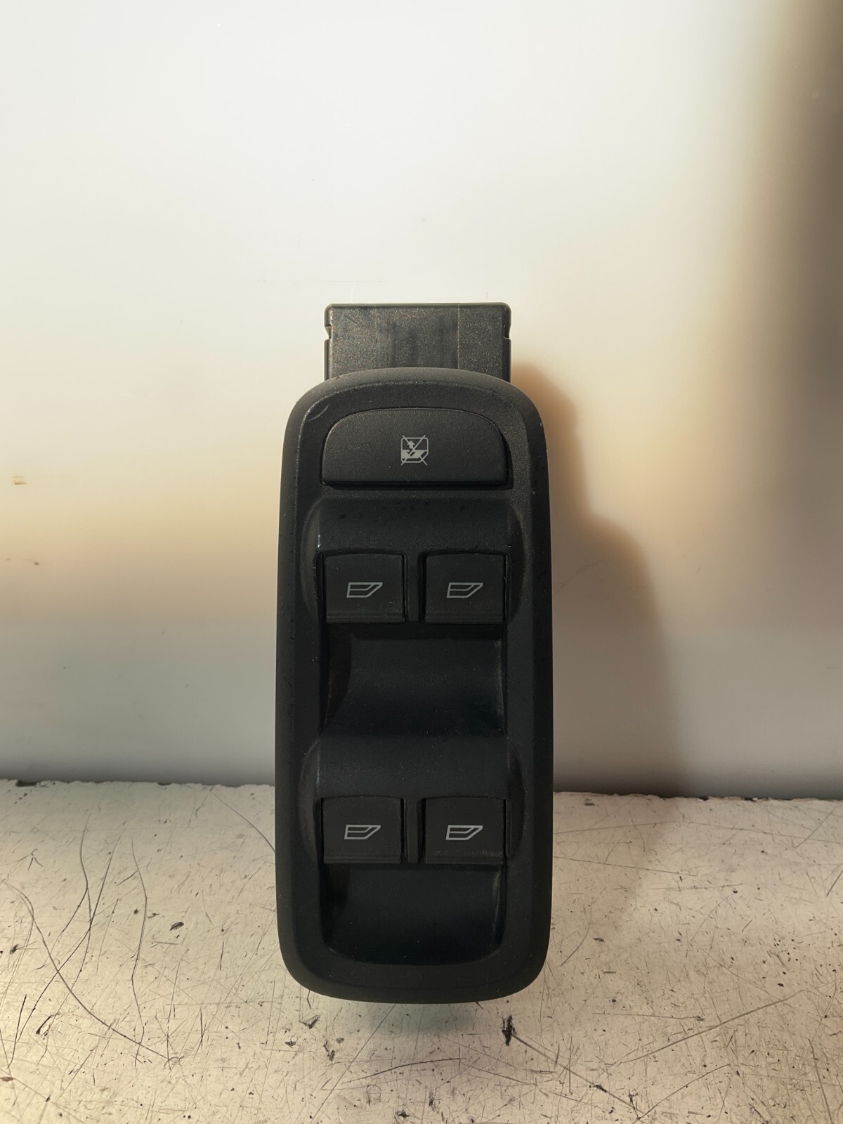 Pulsantiera alzacristalli anteriore sinistra FORD FIESTA VI 6A6T-14A132-CC