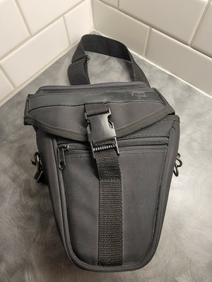 camera bag crossbody/shoulder with battery compartment