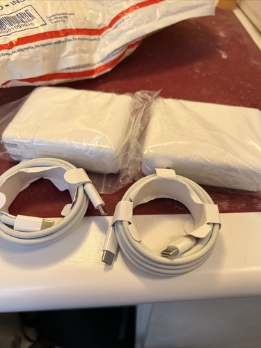 Apple 140W USB-C a2452 電源アダプタ + ケーブル 140W USB-C電源アダプタ - Apple（日本）