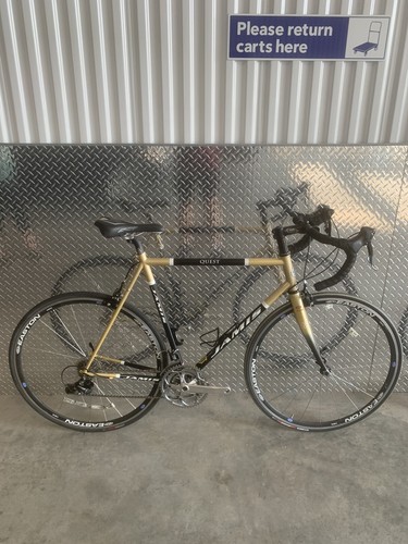 Jamis Quest Road Bike Shimano 105 Reynolds 631 Steel 27 Spee