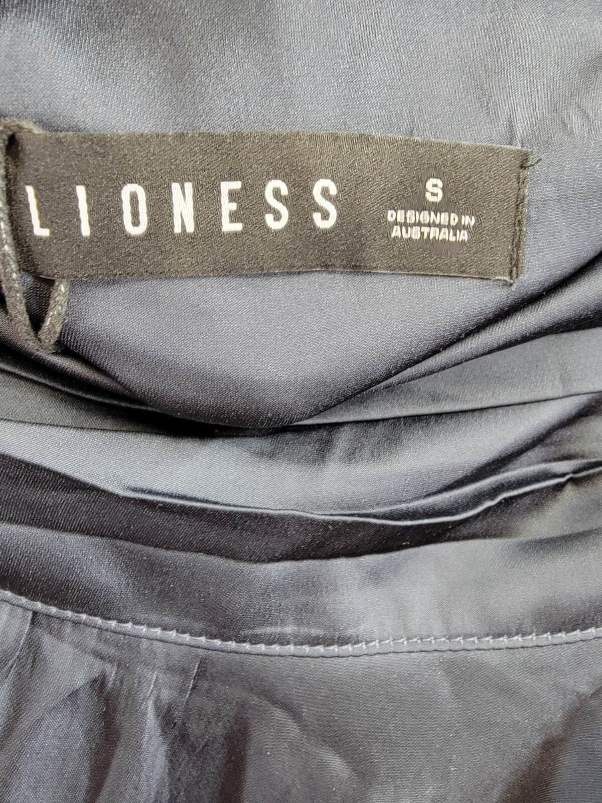 Lioness Legacy Asymmetric Skirt Women's S Navy Ruched Waist Side Zip Closure - Picture 8 of 15