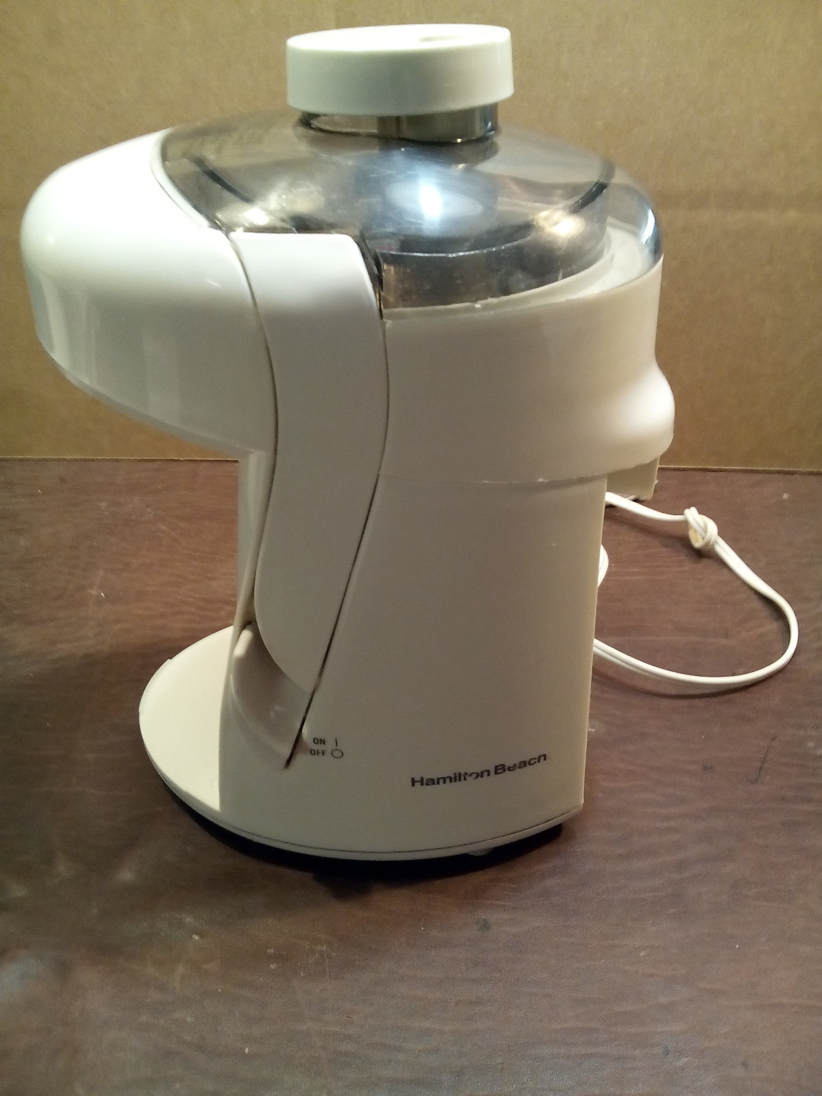 HAMILTON BEACH AUTOMATIC JUICE EXTRACTOR MODEL# 67180