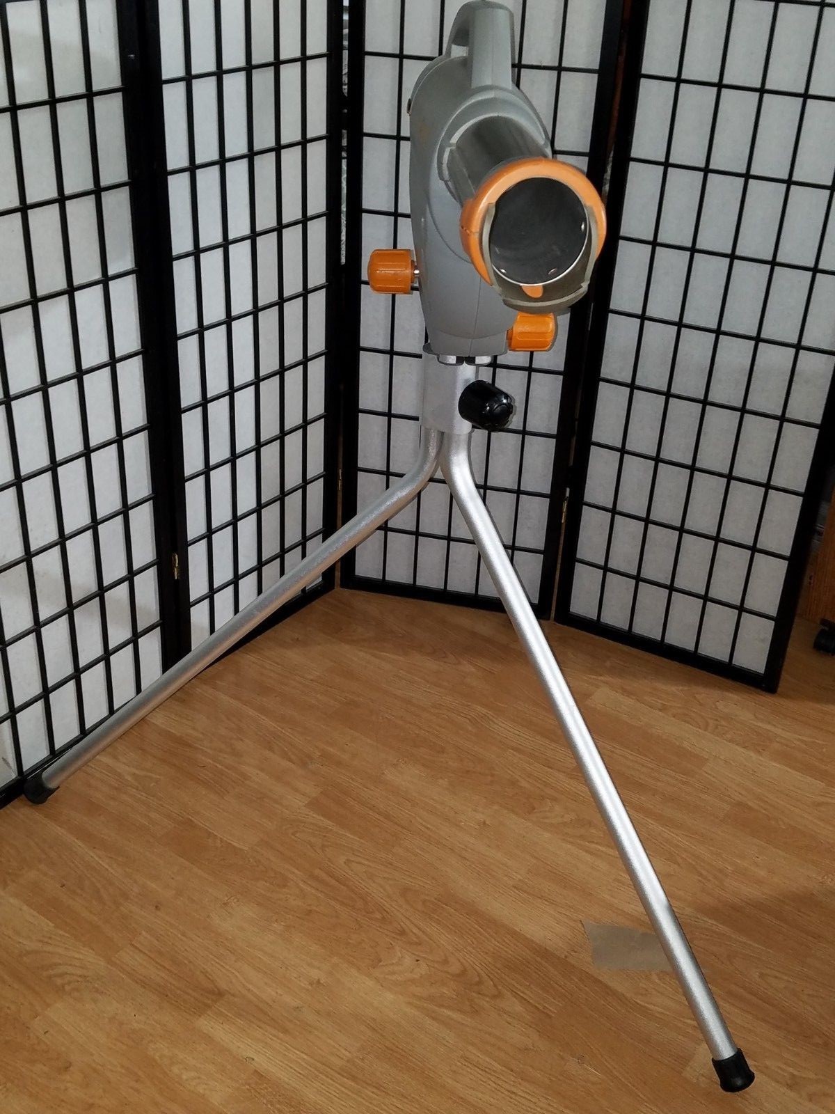 Zooka ZS735 Pitching Machine with Tall Tripod - Great Condition!