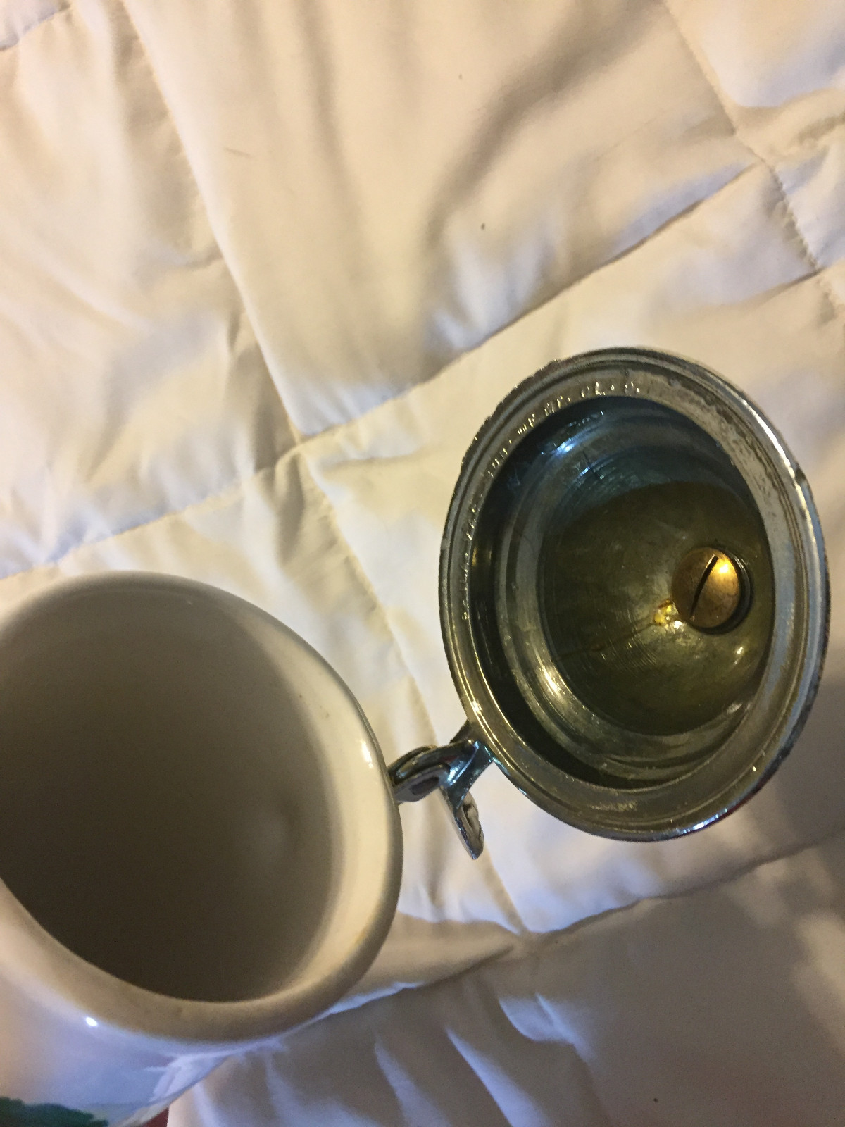 VINTAGE SILVER METAL LIDDED OLD COACH HOUSE WOOLHAMPTON STEIN MUG CUP & LID