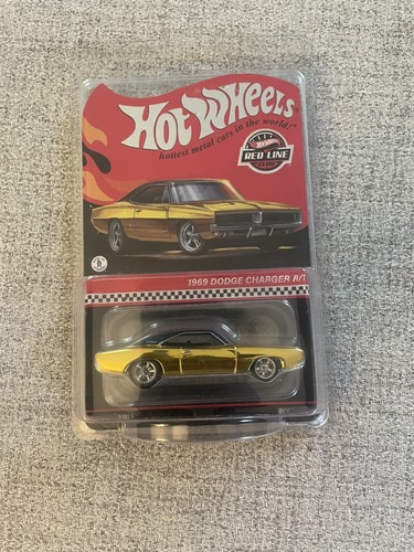 Hot Wheels Red Line Club 1969 Dodge Charger R/T