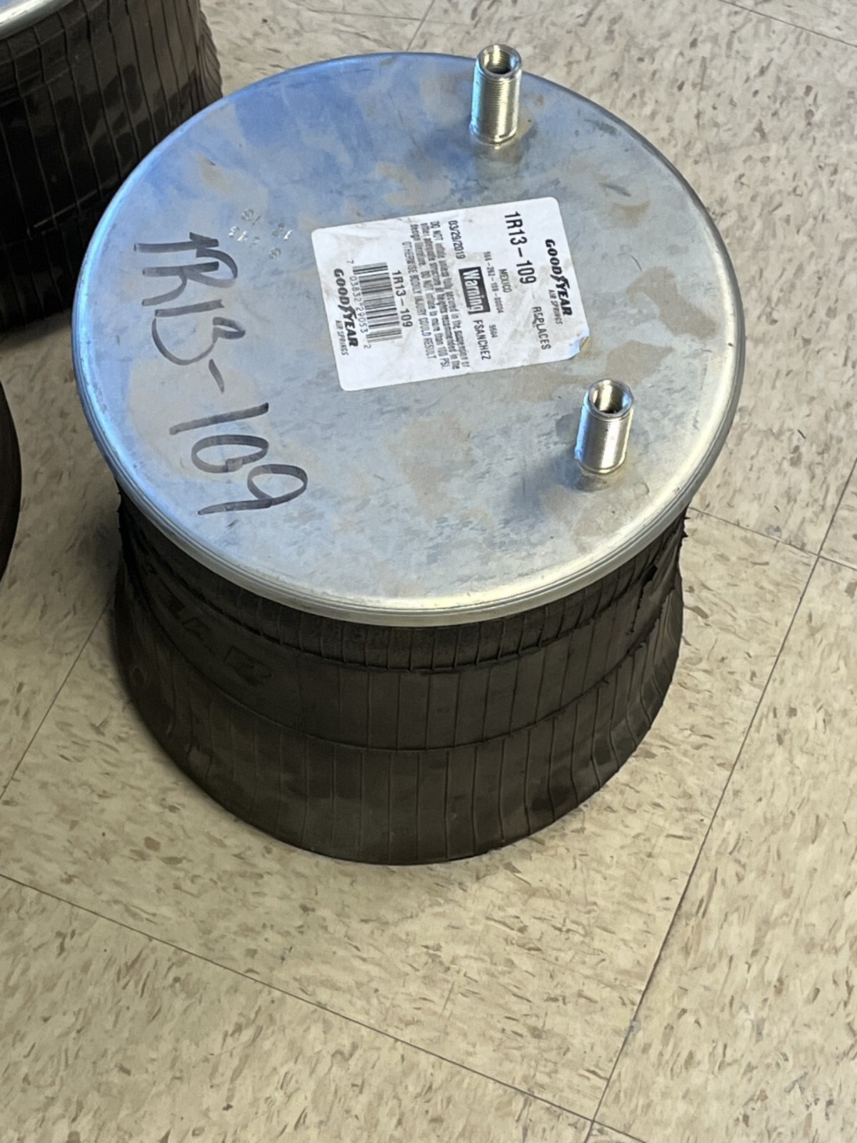 AIR SPRING BAG - REPLACES FIRESTONE W01-358-8782 GOODYEAR