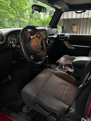 image 4 of interior