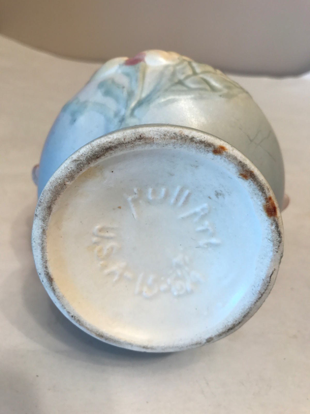 Hull Vase Magnolia 15 ~ Hull Art Pottery