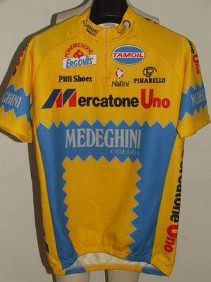 mercatone uno cycling kit