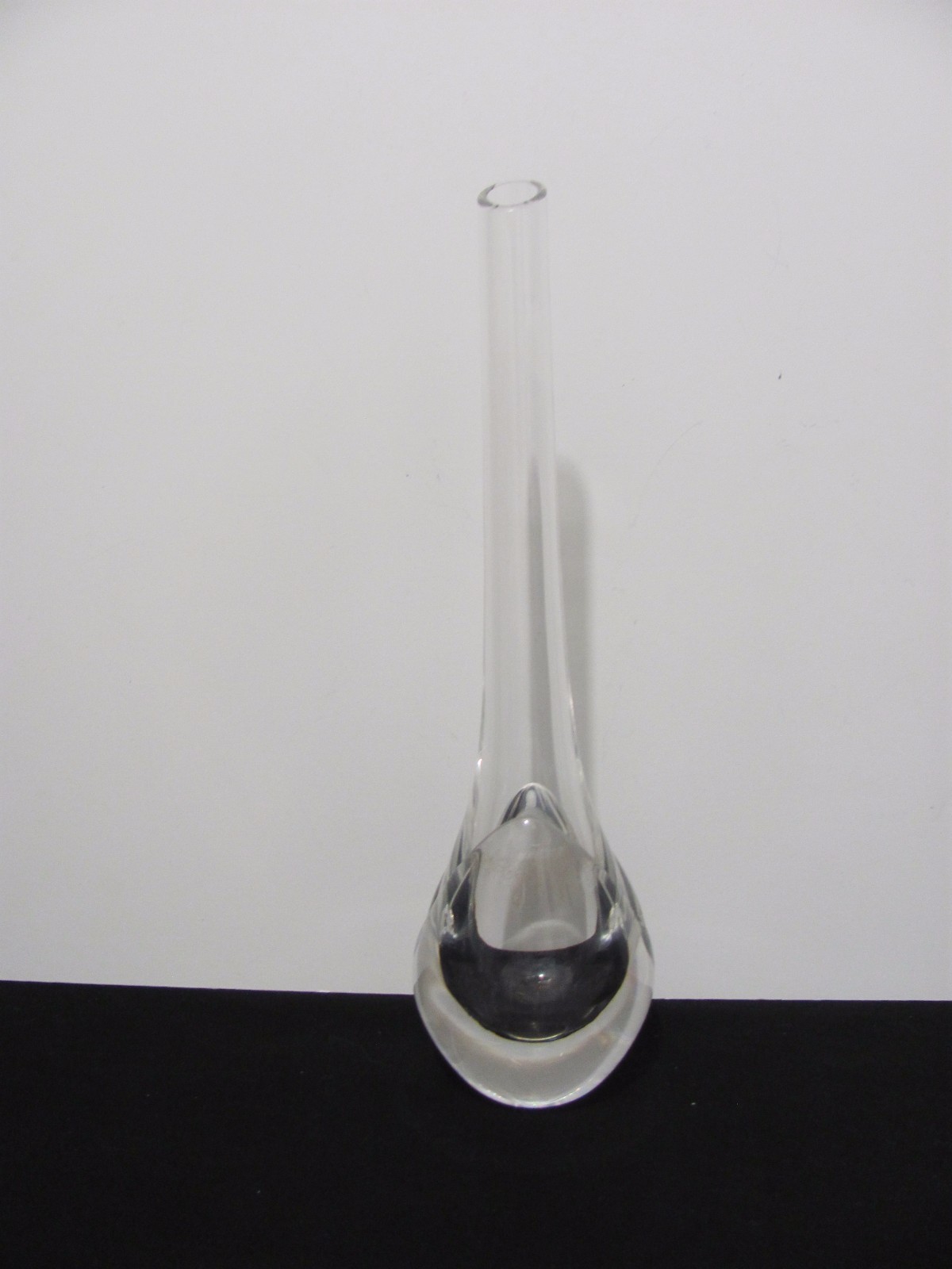 Superb Clear Art Glass Bulbous Base Taper Vase Sweden Signed Mats Jonasson