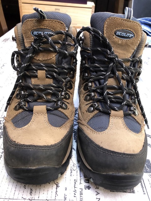 ecolite women's hiking boots