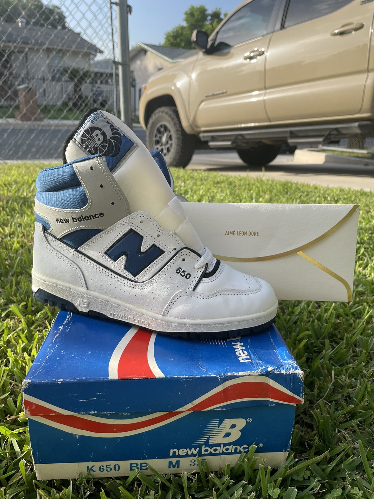 new balance vintage