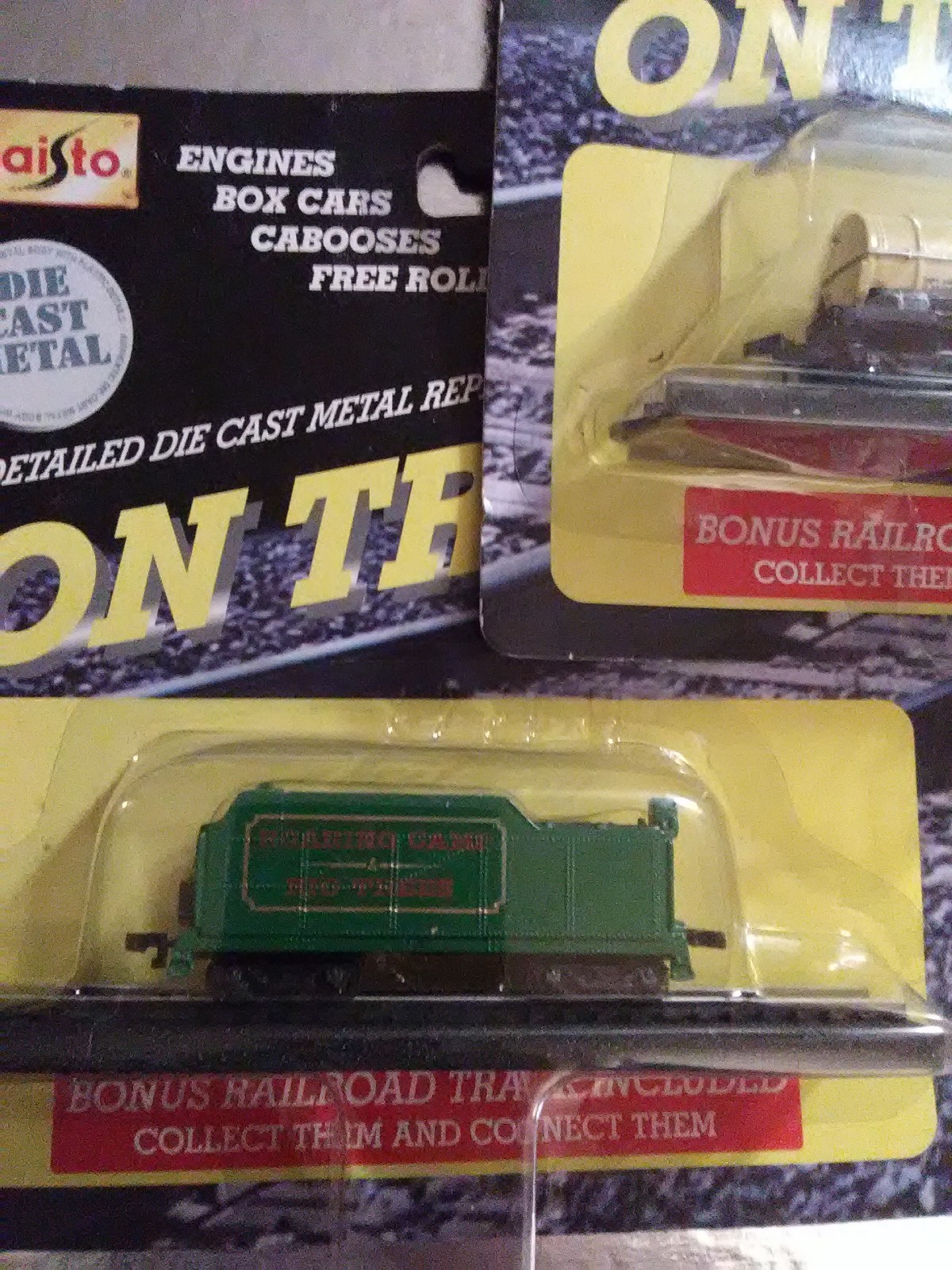 CSX Maisto ON TRACK DIE CAST METAL & PLASTIC Penn Salt Roaring Camp Big Trees