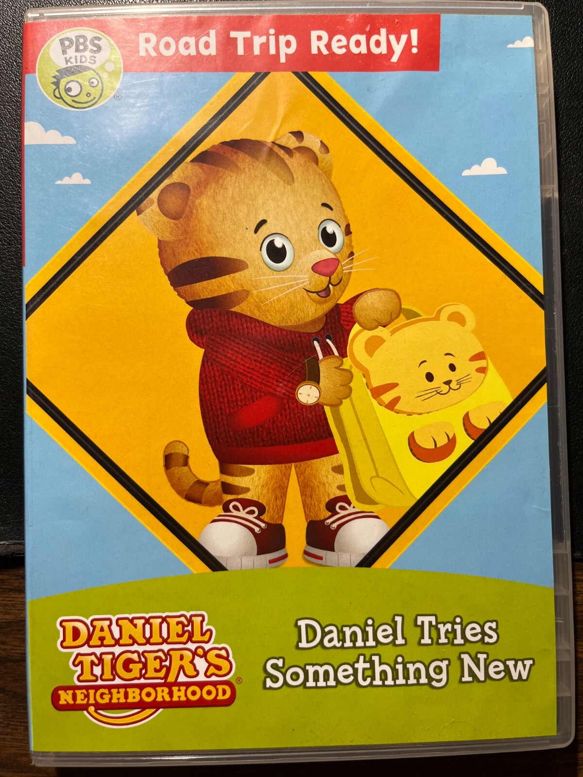(未使用･未開封品)Daniel Tiger&#39;s Neighborhood: Daniel&#39;s Winter [DVD] [Import] Amazon.com: Daniel Tiger's Neighborhood: The Winter