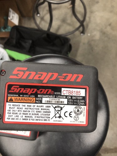 New Snap On CT8850 1/2” 18v Lithium Impact Wrench w/ 2 Batteries