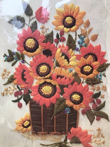 Quick ‘n Easy Wildwood Bouquet SunfloCrewel Kit 1976 12” X 16” Bob Shafor New