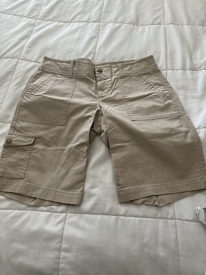 Old Navy Shorts Women's Size 4 Bermuda Mid Rise Beige Khaki Casual