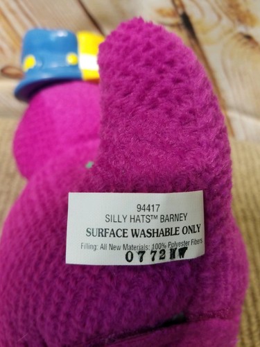 NWT 2001 Retired Fisher Price Collectible Silly Hats Barney Sings Dances Plush